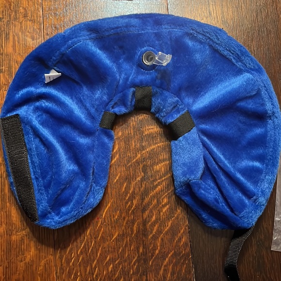 Inflatable Dog Collar for Injuries, Rashes, & Post Surgery Soft and Comfortable - Picture 2 of 8